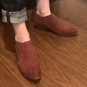 Lucky Low Maroon Bootie